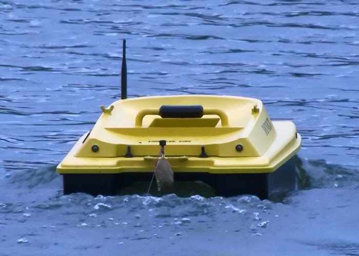 Cheap Carp Yellow sonar remote control fishing bait boat DEVC-303 RoHS Certification wholesale