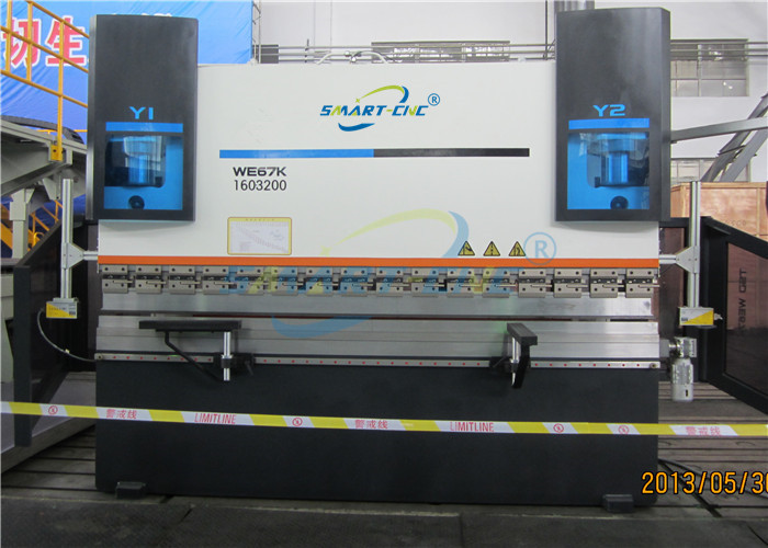 China Horizontal CNC Press Brake Machine Big Daylight High Precision Automatic on sale
