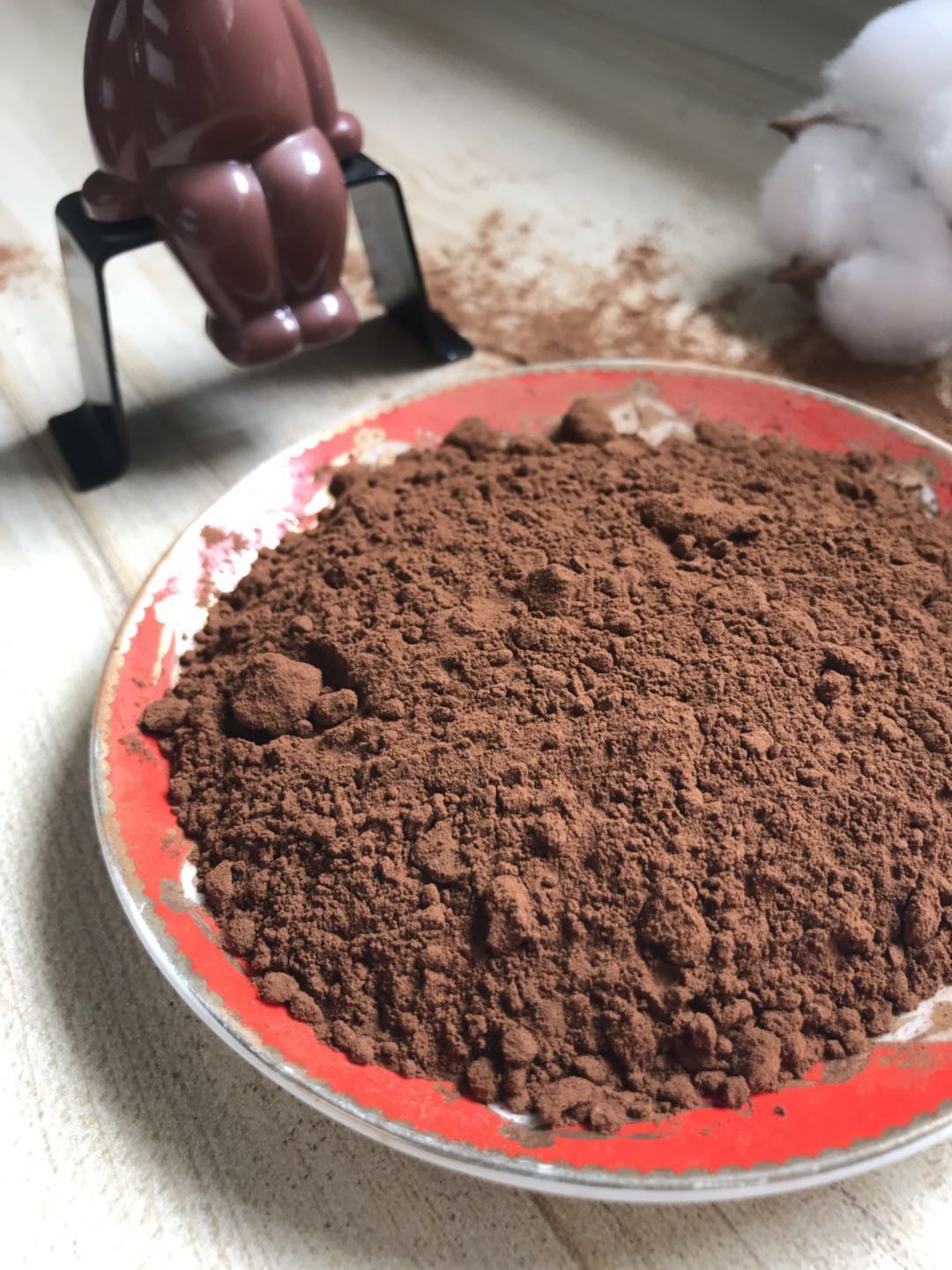 China Unsweetened Raw Organic Cocoa Powder With Dark Brown Min 99.0% Fineness on sale