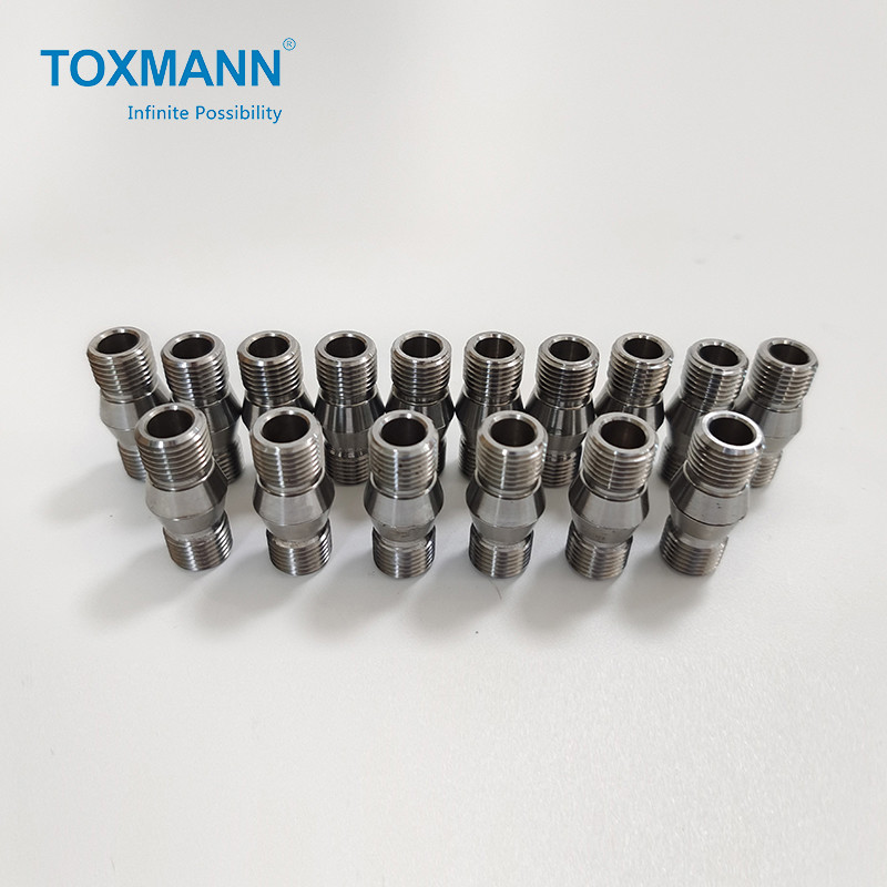 Quality Tolerance 0.02mm Stainless Steel Turned Components Antiwear Oil Pipe Joint for sale