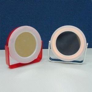 Cheap Compact Mirrors with 3x Magnifying Function and 2 x AAA Battery wholesale