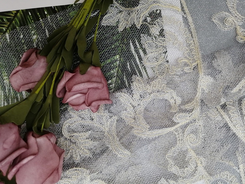 China Tulle Lurex Metallic Mesh Fabric Ivory Lace Fabric For Wedding Dress on sale