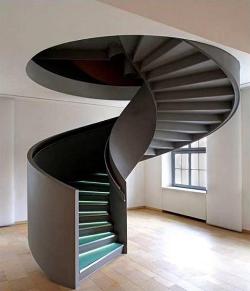 Quality Customized Design Curved Staircase Construction No Welding Glass Tread for sale