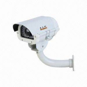 China LPR/License Plate Camera, Restrain Strong Light Function, Vision Distance of 1 to 18m on sale