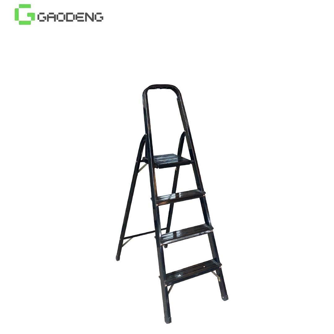 Cheap Max Load 120 KG Luxury Aluminum Ladder 4 Steps 1.0 Mm Thickness wholesale