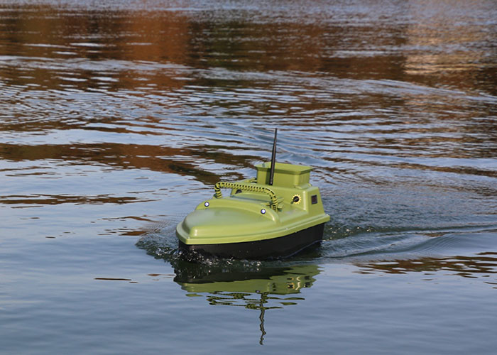 Cheap Green bait boat DEVICT Autopilot for ABS plastic carp fishing bait boat wholesale