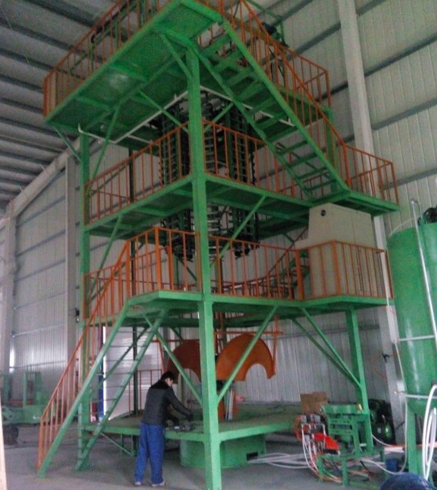 China Vertical Polyurethane Foam Making Machine Round Continuous Foam Production Machine on sale