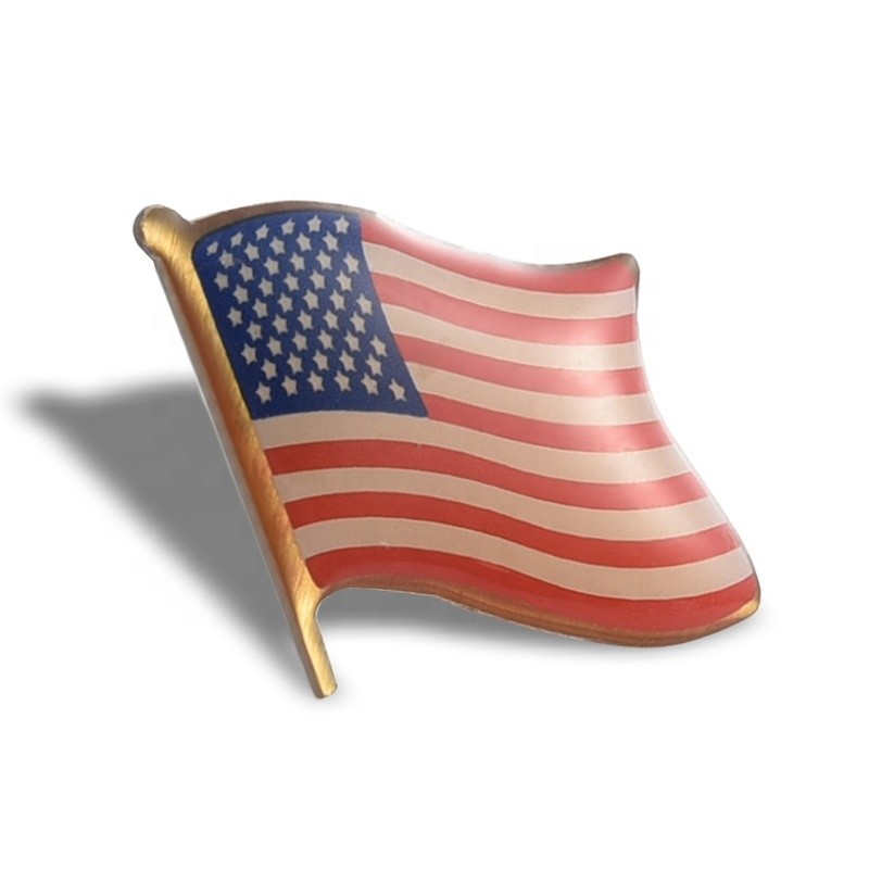 China Durable USA National Flag Pin Badges , American Flag Lapel Pin Modern Design on sale