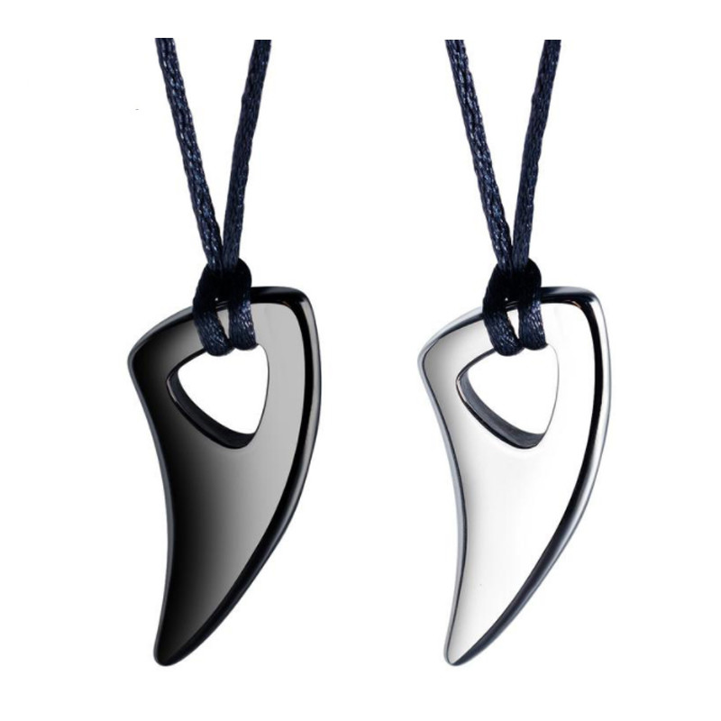 China Fashion Jewelry Men's Horn Shape Pendant Trendy Stainless Steel Wolf Tooth Necklace Personality Simple Man Necklace on sale