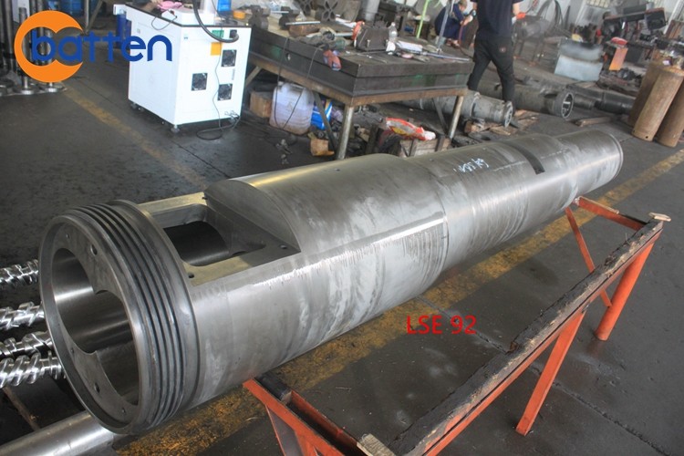 China Conical Twin Screw Barrel for Liansu Extrusion /  LSE PVC PIPE EXTRUSER screw barrel/ LSE Conical Twin Screw Barrel on sale