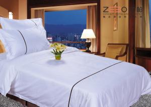 Cheap Double Size And 120GSM 250TC With Cotton Hotel Style Bedding Sets For 4 Star wholesale