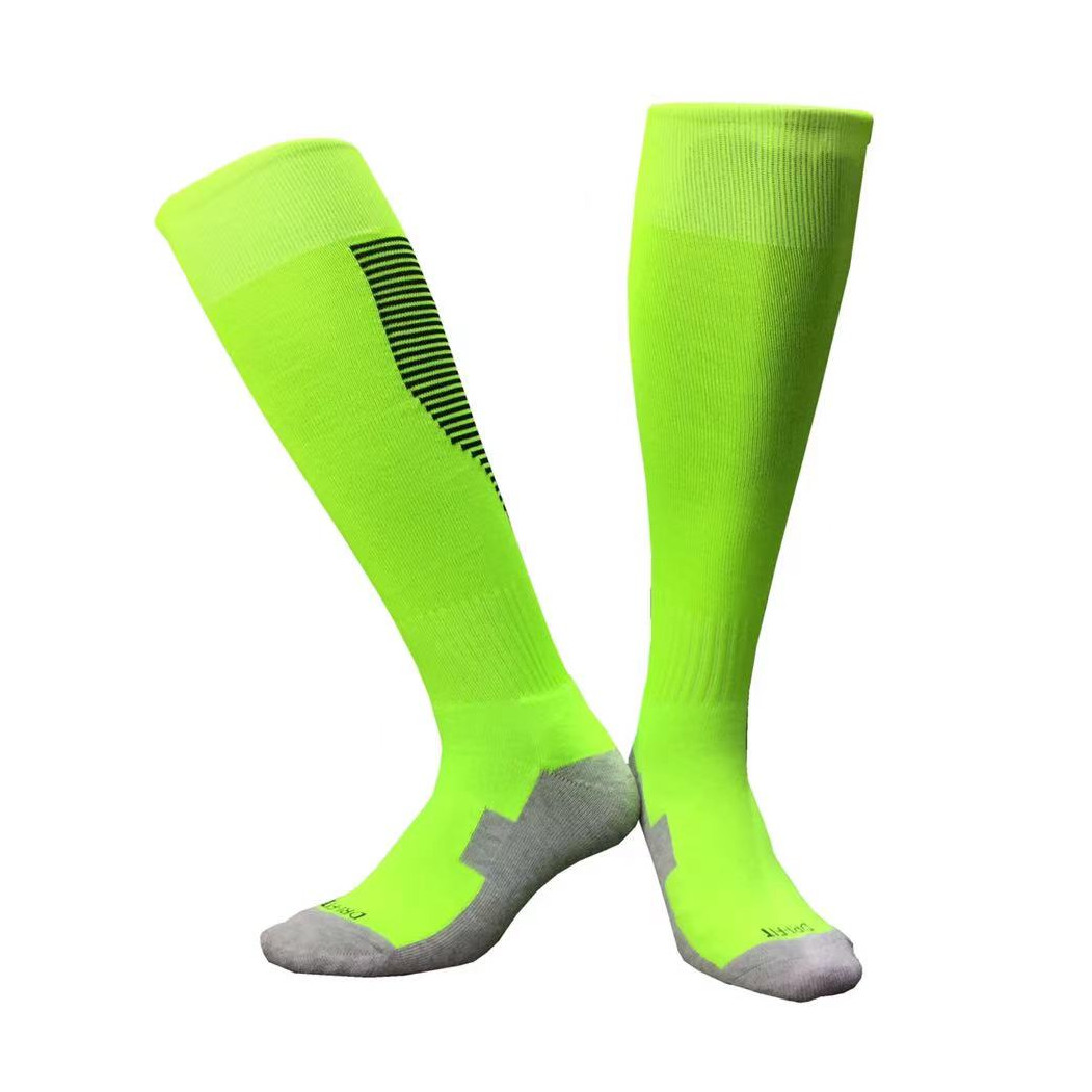 Cheap stylish unisex colorful sock proof wear-resistant compression sports running soccer training stockings knee-high football socks wholesale