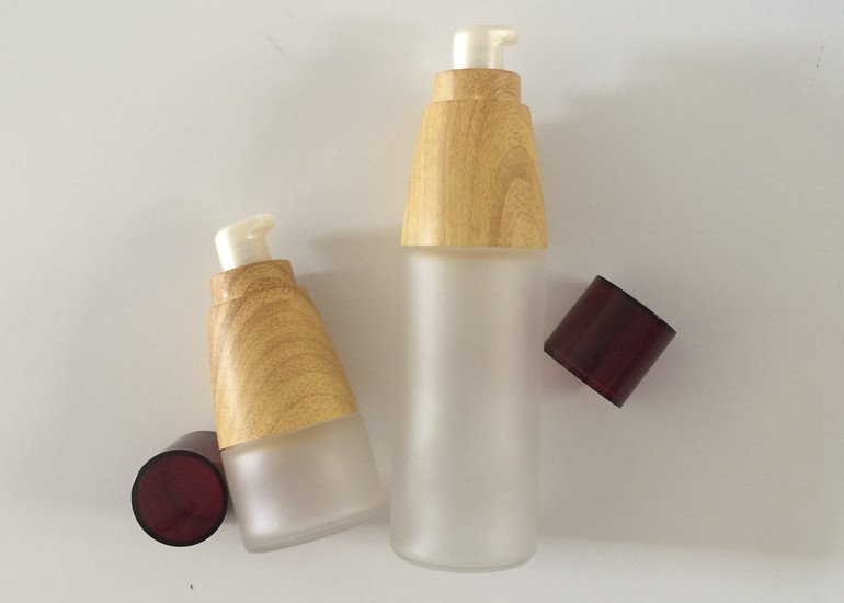 Cheap Recyclable Glass Empty Cosmetic Bottles Silk Screen Printing Eco Friendly wholesale