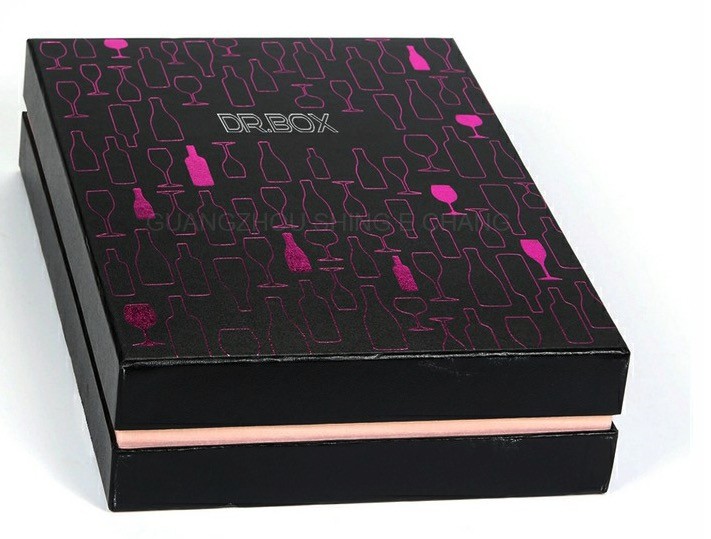 Cheap Foldable 1100G Rigid Board Wine Packaging Boxes , Rubber Finished Luxury Gift Boxes With Spot UV Logo wholesale