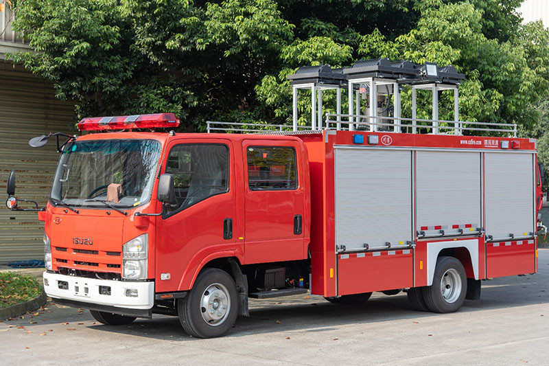 China ISUZU 50kw Generator Light Fire Truck With Telescopic Lighting on sale