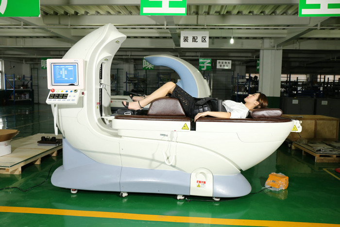 Cheap Alien Capsule Spinal Decompression Table  Hydraulic Drive System wholesale