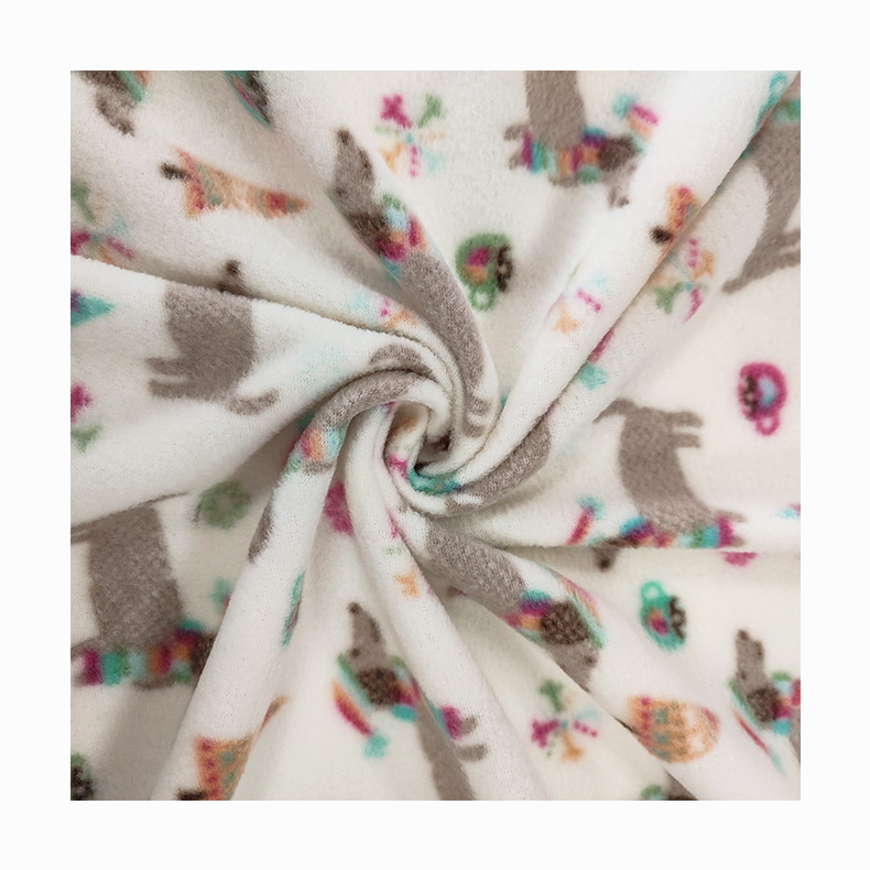 China Soft Anti Pilling Polar Fleece Fabric Custom Pattern 100D Printed For Garment on sale