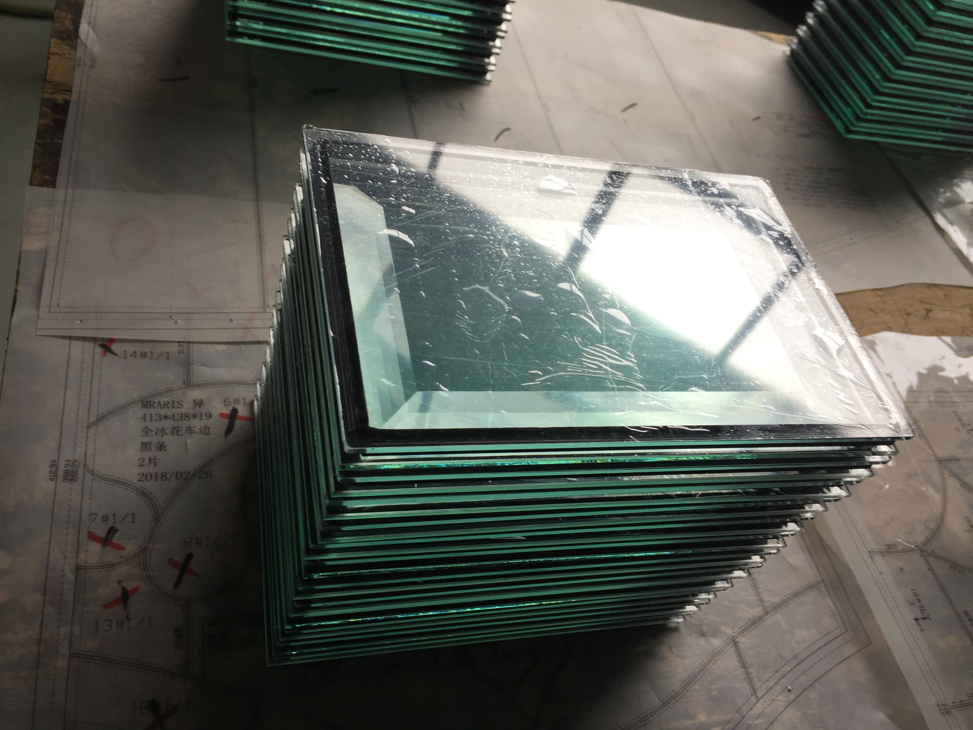China Office Beveled 300 X 200MM Sealed Double Pane Glass Units 12A 5MM for sale