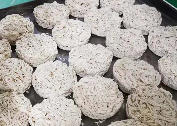 Cheap HACCP Low Salt Fried Instant Freeze Dried Noodles wholesale