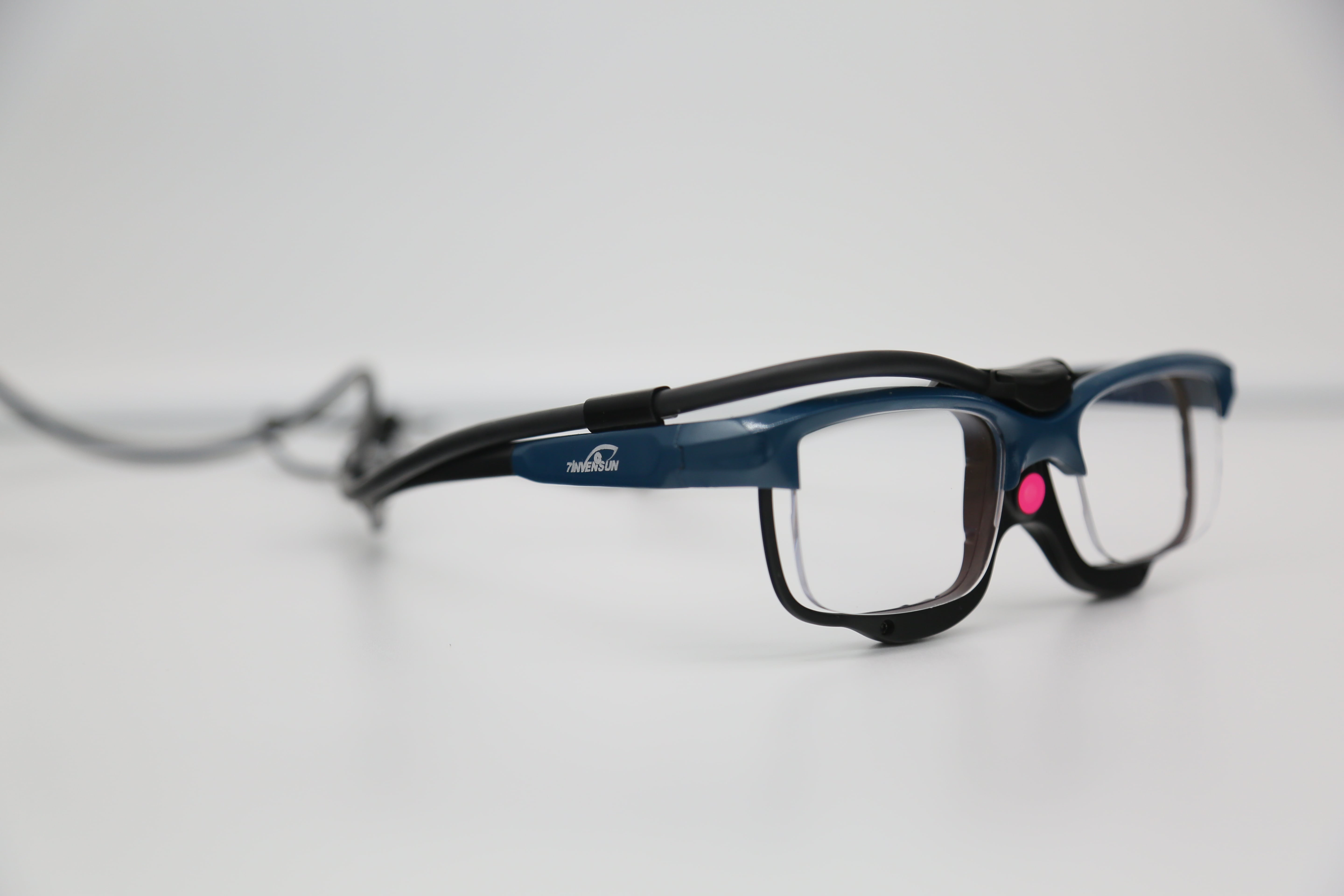 China Corneal Reflection Mobile Eye Tracking Glasses , 46g Phone Eye Tracker on sale