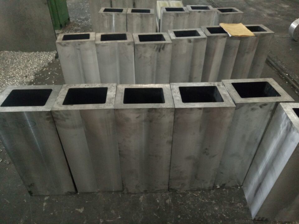 Buy cheap High Strength Aluminum Forging Parts 7075 T7 Forged Aluminum Rectangular Tubes from wholesalers