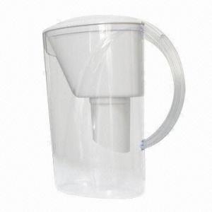 China Portable Water Filter Pitcher, Holds 8 Cups of Water on sale