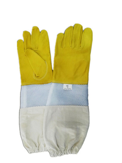 Cheap Soft Beekeeping Gloves Ventilated Goatskin Yellow Color 180g 4 Type Sizes wholesale