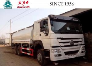 China HOWO Water Tanker Truck , Bulk Liquid Tanker Carriers With 336 Hp Euro II Engine on sale