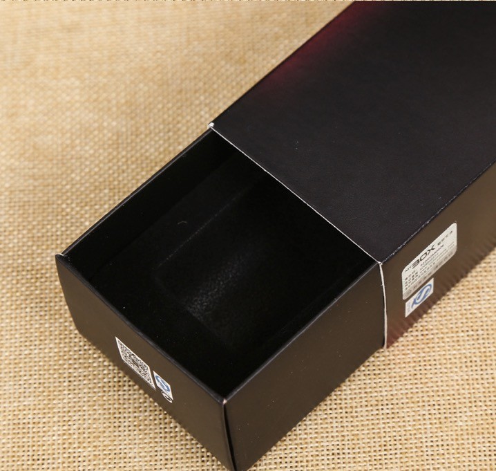 Cheap Custom Cardboard Cosmetic Packaging Boxes , Offset Printed Grad Board Magnetic Packing Boxes wholesale