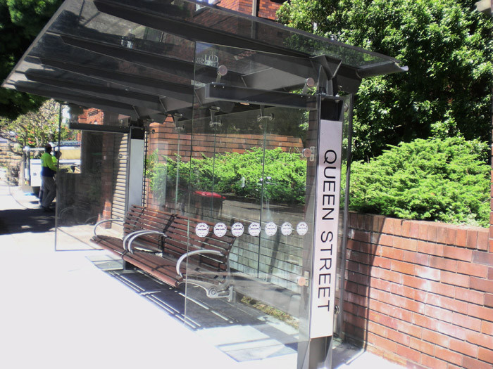 Tempered Glass Wall Panels , Bent Tempered Glass For Public Bus Stop for sale