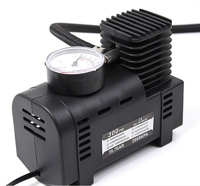 Cheap Weight 0.8 Kgs Portable Car Air Pump DC 12V 250 Psi Pressure With Watch wholesale
