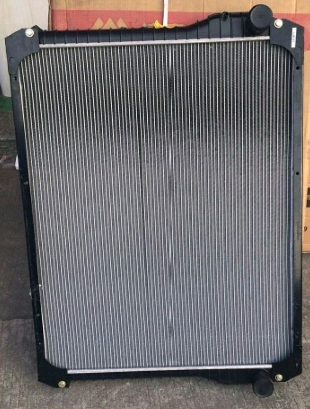 China Hino 700 E13C / P11C Heavy Truck Radiator Water Tank Two Rows on sale