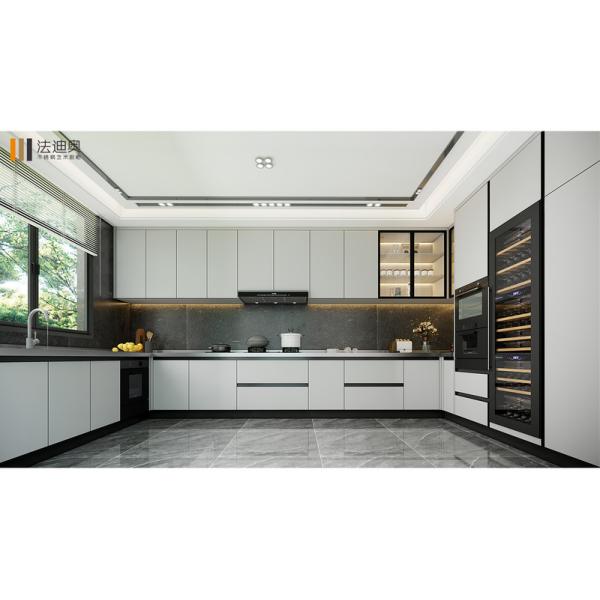 Elegant And Modern U-Shaped Stainless Stee Kitchen Cabinet with Integrated Wine Cooler