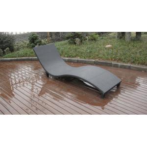 Modern Swimming Pool Waterproof Rattan Sun Lounger With Cushion