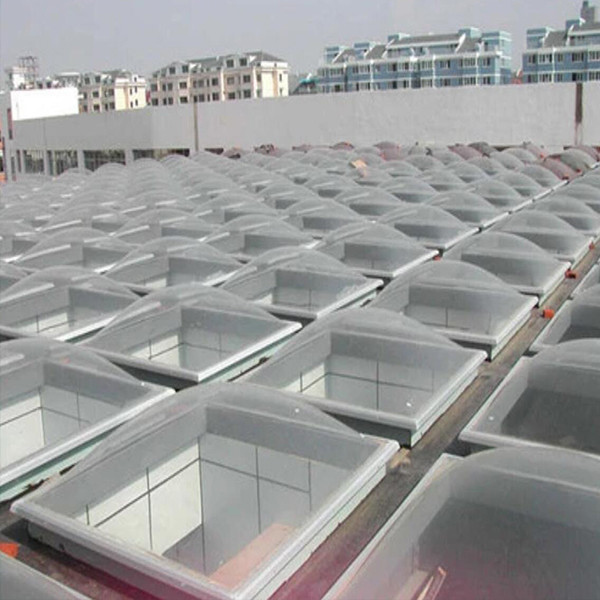 Plastic Polycarbonate Roof Domes Cover , Clear Round Skylight Dome Replacement