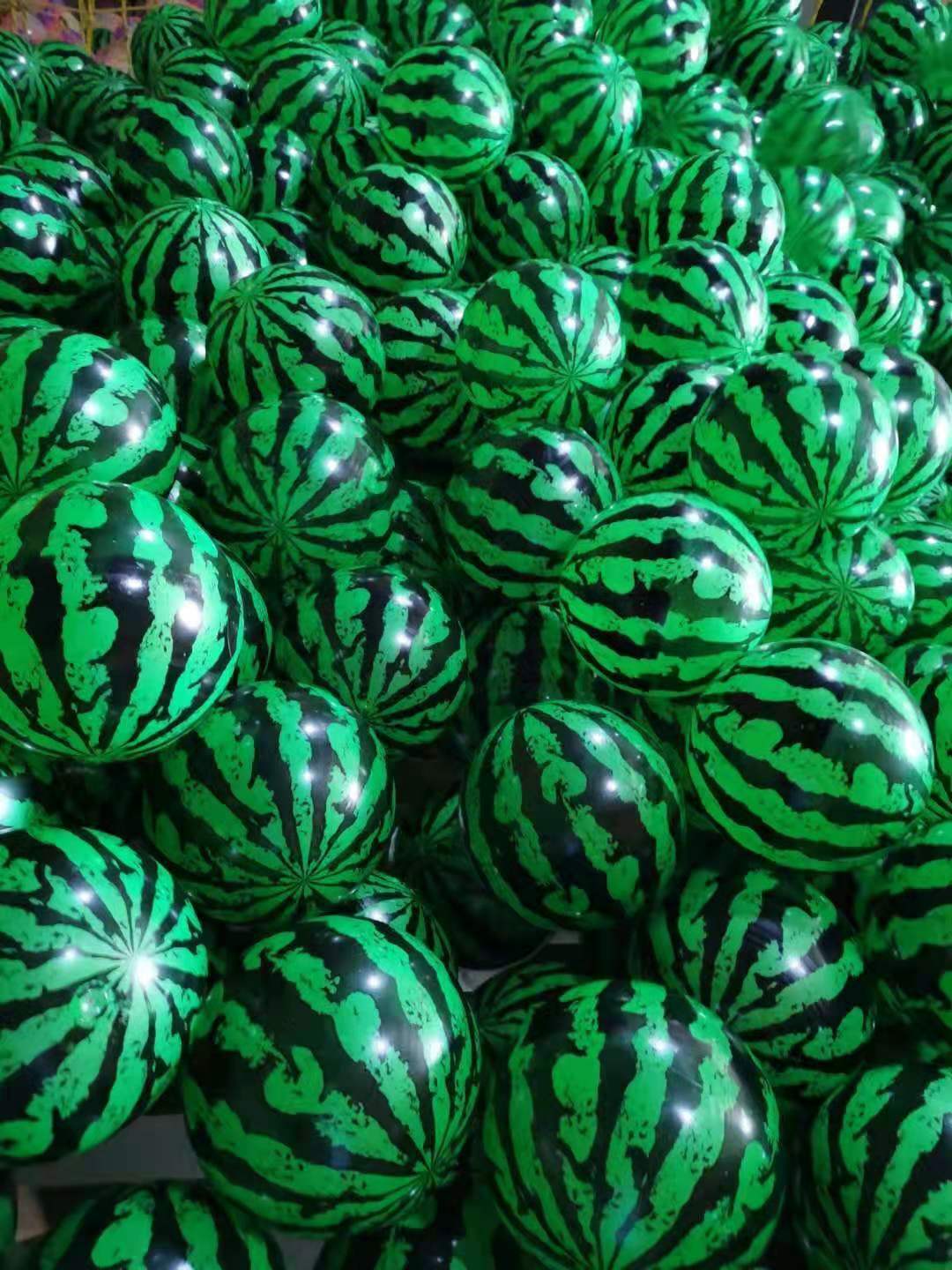 Outdoor/Indoor Inflatable Dinosaur Ball with Keyring Keep Child Group Entertained