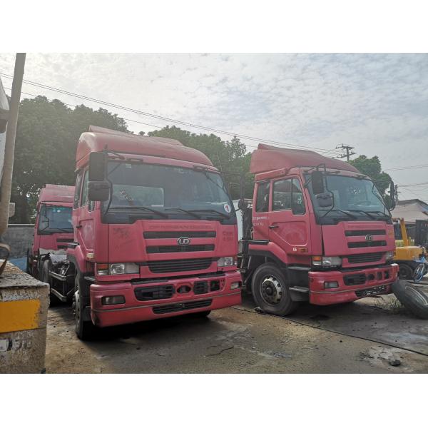 Sinotruk Howo Tractor Head Low Fuel Consumption 2014 Year With New Battery