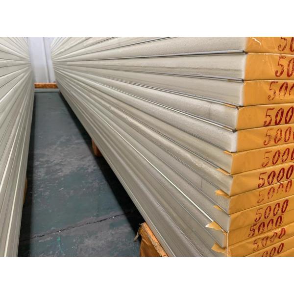 Insulated PUR Sandwich Panel For Machine High Density PUR Sandwich Panel Manufacturer