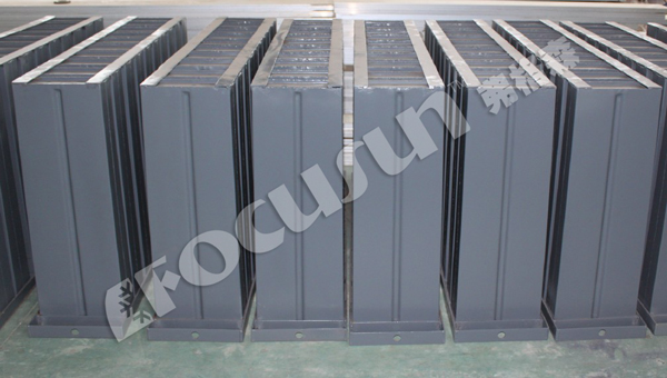 Water-Cooler Cooling Way 2024 Focusun Block Ice Machine with Other Ice Storage Capacity