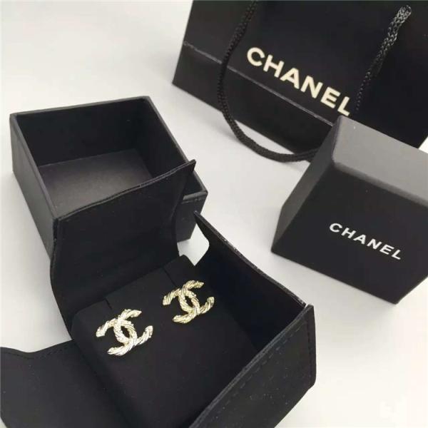 Logo Earrings in 18K White Gold Pave Diamonds Fashion Lady Jewelry Global Shipping