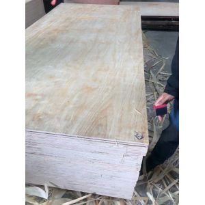 Uv Pine Veneer Laminated Plywood, Cabinet Grade Pine Plywood, UV Coated Pine