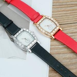 Cheap Fashionable Luxury Leather Watch Ladies Quartz Watch Waterproof wholesale