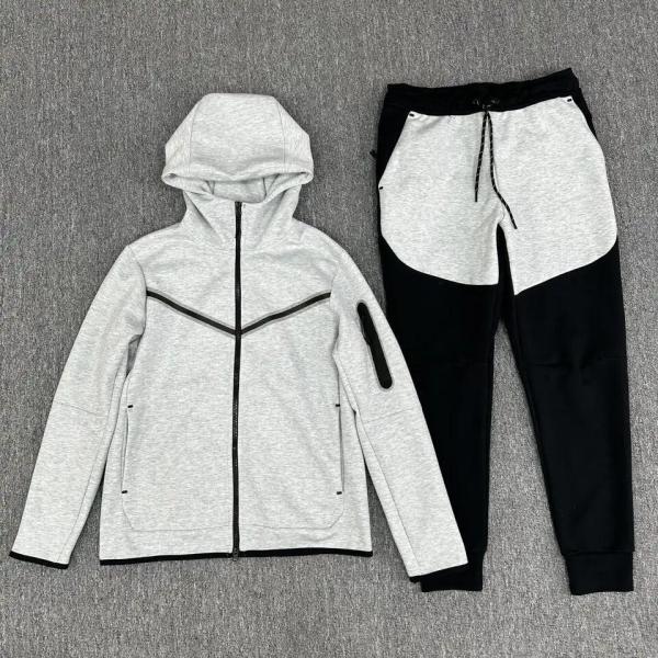 Men Joggers Sets Tracksuit Sportswear for Mens Sets Training Wear /Custom Gym Comfortable Mens Tracksuit