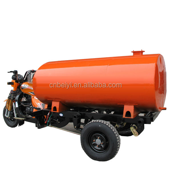 3 Wheeler Motorcycle with 1600L Big Water Tank and 1500kg Loading Capacity Perfect