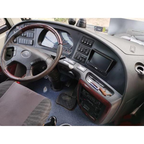 Used Urban Buses Tourism Used Diesel LHD Sightseeing Buses 41 Seats Yuchai EURO III Coach Buses
