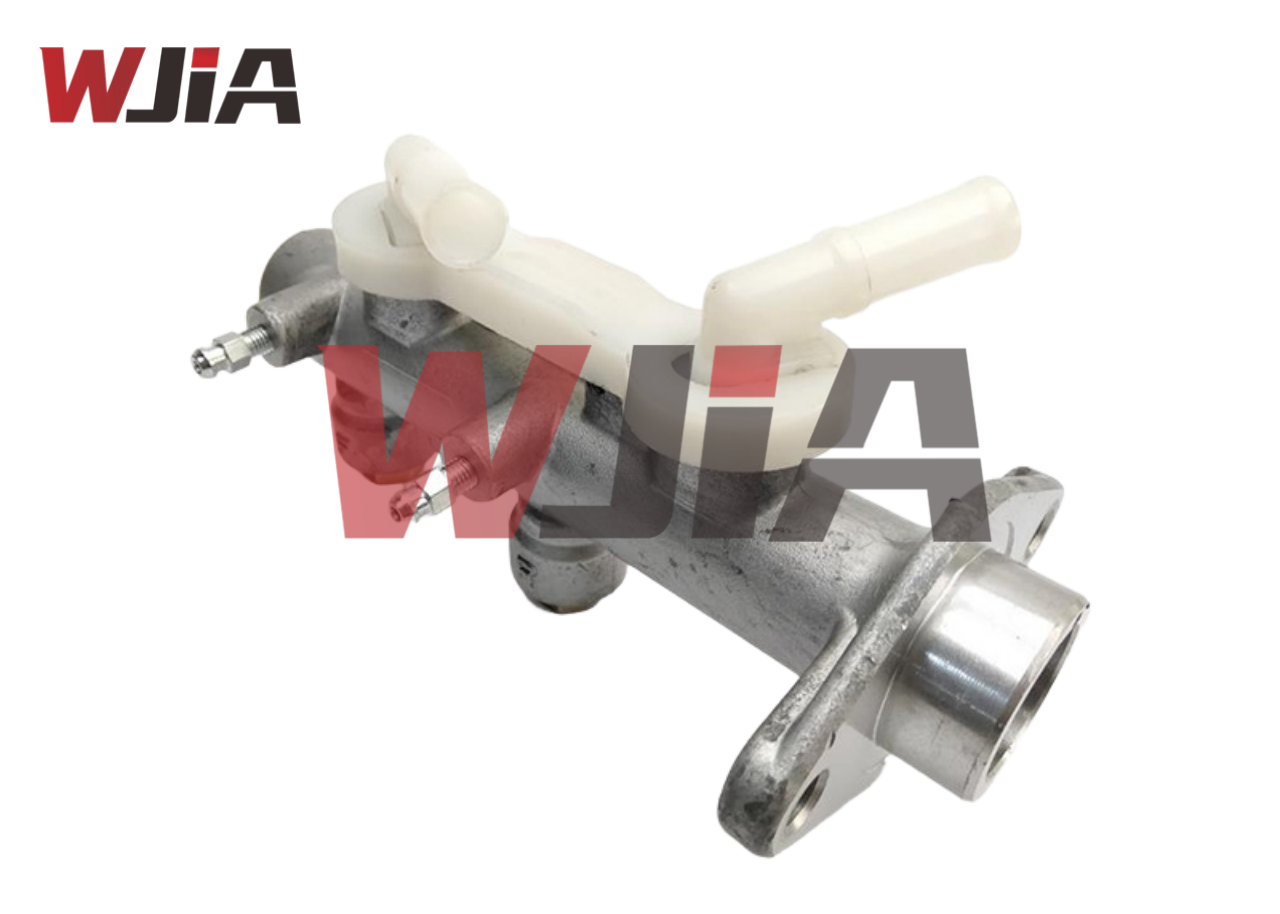 Brake Master Cylinder Nissan ATLAS F22 46010T8610