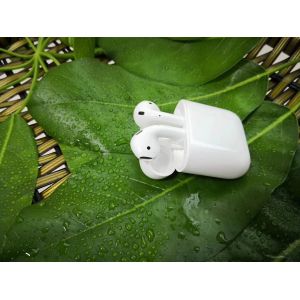 China Wireless Earbuds Mini Portable Bluetooth Speakers With TWS Earphone Airpod on sale