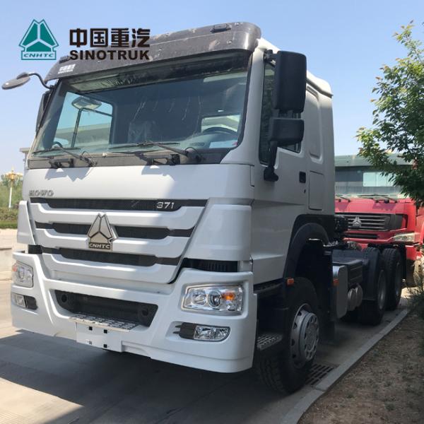 SINOTRUK HOWO 6X4 10 Wheels Tractor Truck