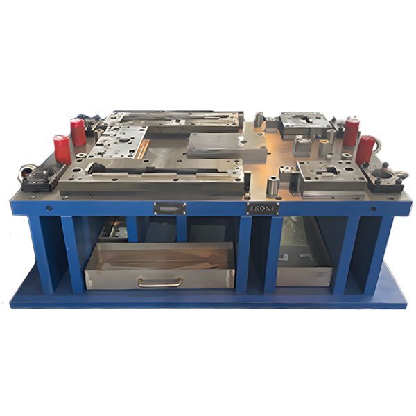 1300MM 2T Refrigerator Cabinet Bottom Metal Stamping Mold Stage Mold 500k Cycles