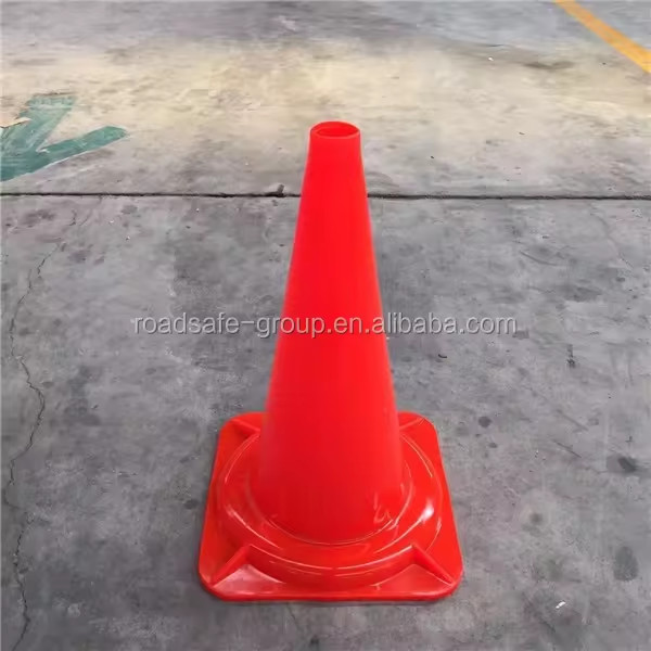 PVC Orange Safety Cones 0.65KG Reflective Warning Cone 45cm